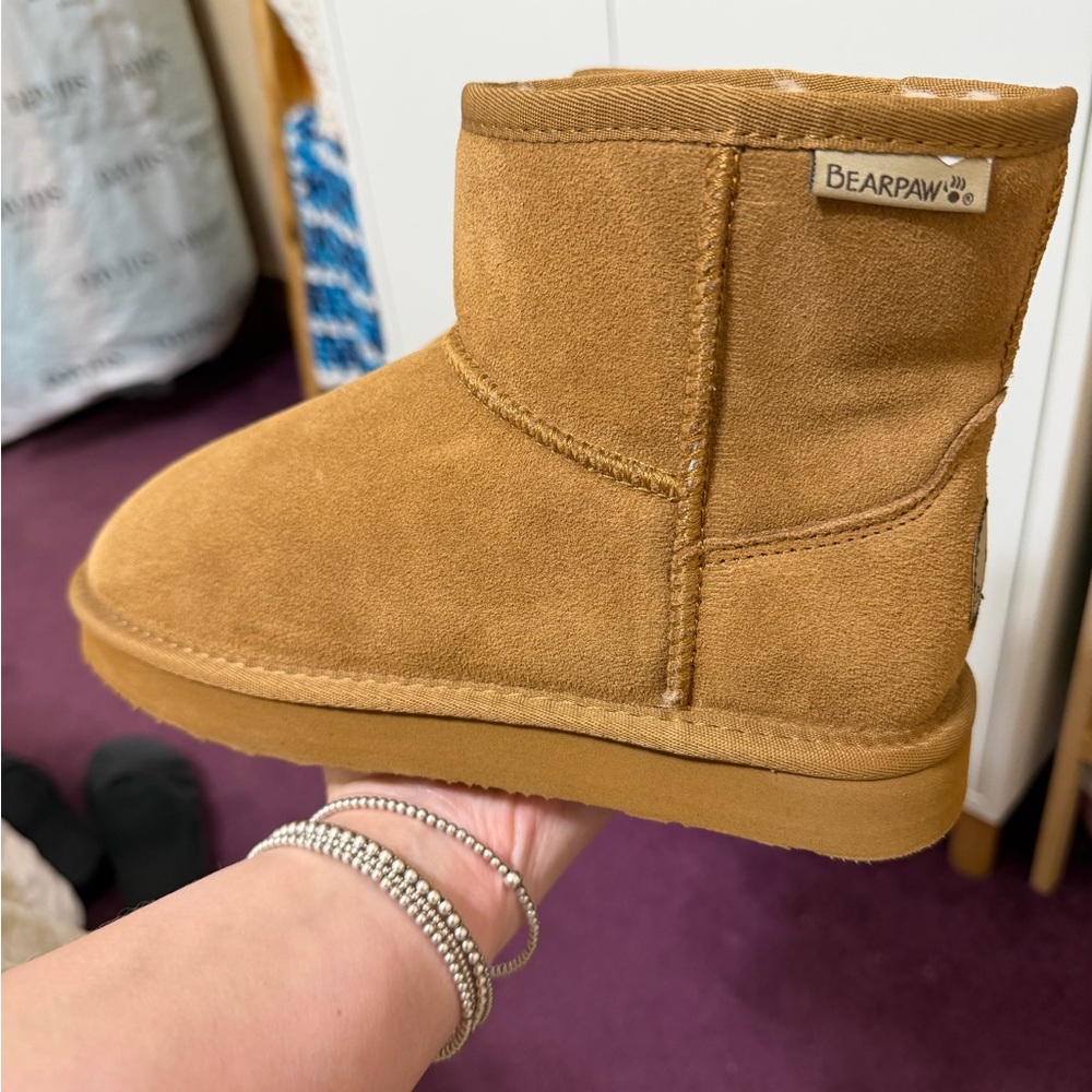 BearPaw Tan Suede Cozy Short Boot